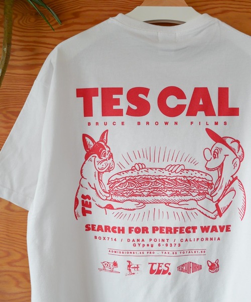 The Endless Summer（エンドレスサマー）の「【WEB / FLAG SHOP限定】TES CAL DINER BIG T-SHIRT /オーバーサイズ・ビッグシルエット・半袖T（Tシャツ/カットソー・メンズ・イエロー/レッド/グリーン/ブルー・SMALL/MEDIUM/LARGE/X-LARGE）」の18枚目の写真
