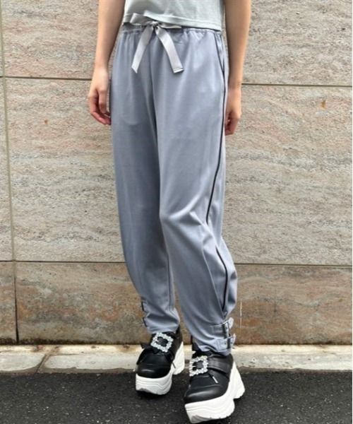 axes femme POETIQUE(アクシーズファムポエティック)の「ベルトデザインパンツ(その他パンツ・レディース・グリーン/グレー/ブラック・MEDIUM)」の10枚目の写真