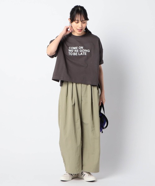 Grand PARK（グランドパーク）の「サステナブルコットン使用　ショート丈ワイドT（Tシャツ/カットソー・レディース・ホワイト/レッド/チャコールグレー/サックスブルー・FREE）」の17枚目の写真