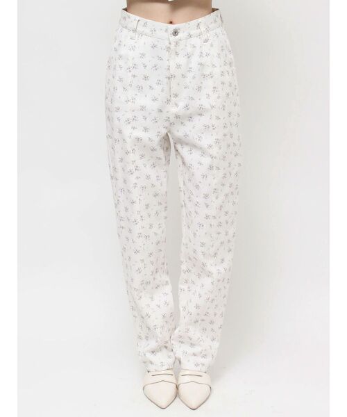 CALNAMUR(カルナムール)の「フラワーストレートパンツ(その他パンツ・レディース・ホワイト/ブルー・SMALL/MEDIUM)」の5枚目の写真