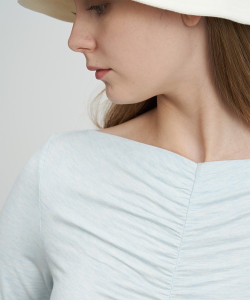 ELOOPS(イーループス)の「【ELOOPS】ドレープフロントギャザーカットソー(Tシャツ/カットソー・レディース・オフホワイト/ブラック/ライトブルー・S/M/L)」の19枚目の写真