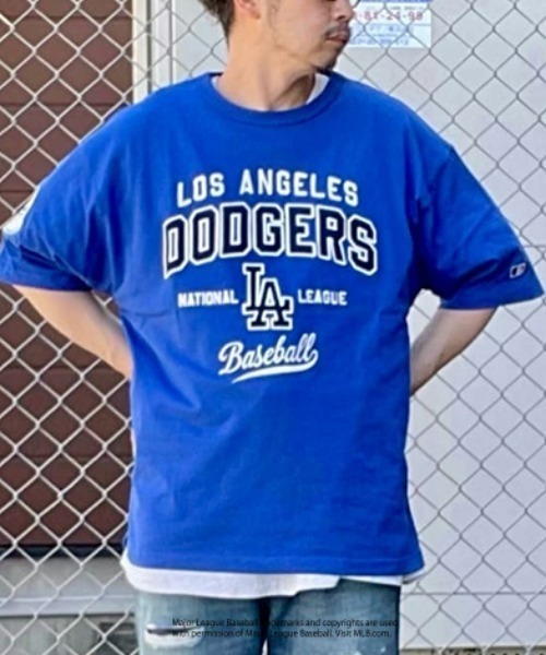 MLB(メジャーリーグベースボール)の「【MLB】別注ワッペン刺繍Tシャツ(Tシャツ/カットソー・メンズ・ホワイト×ブルー/ブラック×レッド/ロイヤルブルー/ホワイト×レッド/ブラック×ホワイト/ブルー/グレー/ブラウン/ネイビー・M/L/XL)」の8枚目の写真
