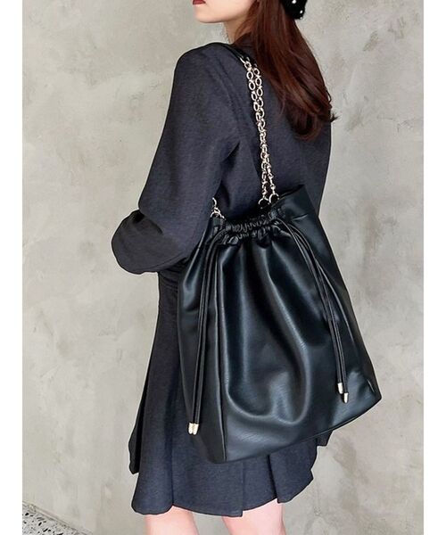 RESEXXY（リゼクシー）の「デザインビッグバッグ（トートバッグ・レディース・レッド/ブラック/ベージュ・FREE）」の2枚目の写真