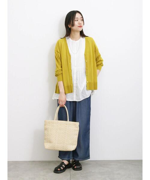 Samansa Mos2 blue（サマンサモスモスブルー）の「【接触冷感】シアーVネックカーディガン（カーディガン/ボレロ・レディース・イエロー/ブラック/グリーン/シルバーグレー・F）」の17枚目の写真