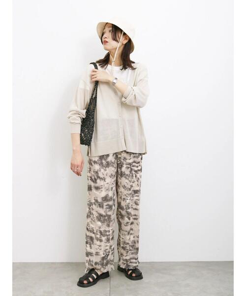 Samansa Mos2 blue（サマンサモスモスブルー）の「【接触冷感】シアーVネックカーディガン（カーディガン/ボレロ・レディース・イエロー/ブラック/グリーン/シルバーグレー・F）」の14枚目の写真