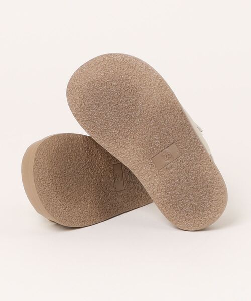 Bambin(ボンバン)の「【 Bambin / ボンバン 】 2ベルト バックル ナチュラルカラー サンダル(サンダル・キッズ・アイボリー/ブラウン・16/17/18)」の3枚目の写真