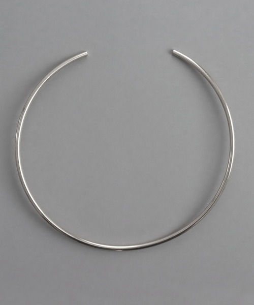 abaskdesign（アバスクデザイン）の「金属アレルギー対応 カーブラインチョーカーステンレスネックレス（チョーカー・レディース・シルバー/ゴールド・FREE）」の6枚目の写真