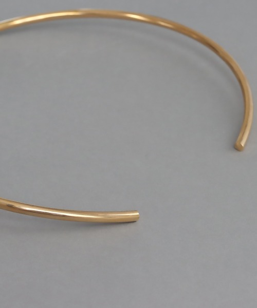 abaskdesign（アバスクデザイン）の「金属アレルギー対応 カーブラインチョーカーステンレスネックレス（チョーカー・レディース・シルバー/ゴールド・FREE）」の9枚目の写真