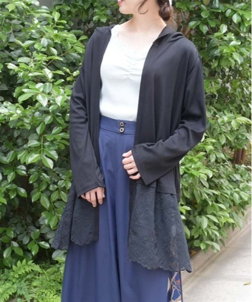 axes femme（アクシーズファム）の「フード付UVカットロング