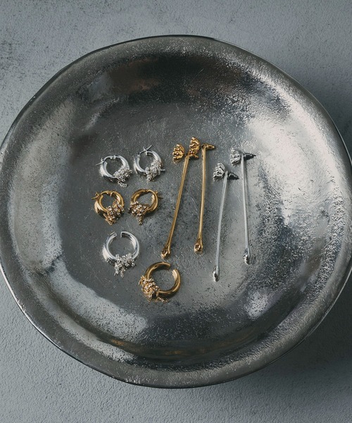 loni(ロニ)の「【金属アレルギー対応】Lupinus Bijou Chain Pierce/ルピナスビジューチェーンピアス(ピアス(両耳用)・レディース・ゴールド/シルバー・FREE)」の14枚目の写真