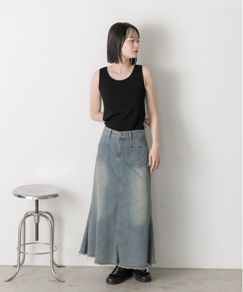 ad thie(アドティエ)の「クルーネック タンクトップ(タンクトップ・レディース・オフホワイト/ブラック・LARGE/MEDIUM)」の10枚目の写真