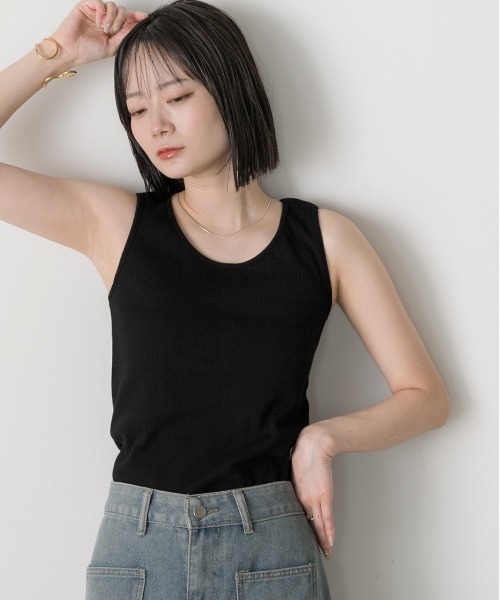 ad thie(アドティエ)の「クルーネック タンクトップ(タンクトップ・レディース・オフホワイト/ブラック・LARGE/MEDIUM)」の12枚目の写真