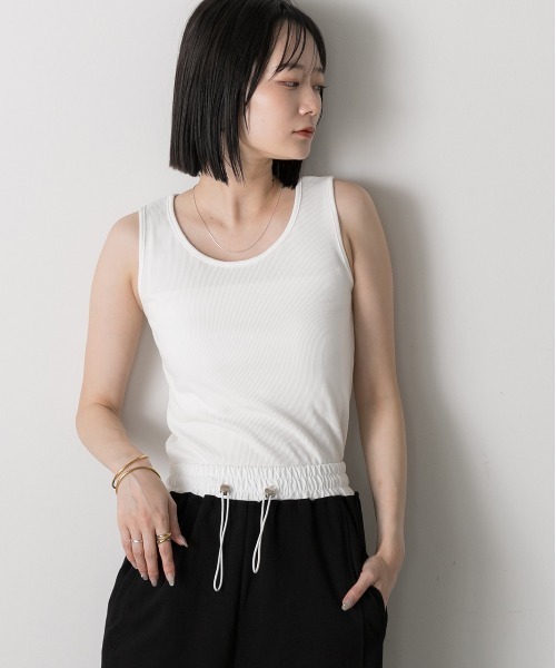 ad thie(アドティエ)の「クルーネック タンクトップ(タンクトップ・レディース・オフホワイト/ブラック・LARGE/MEDIUM)」の7枚目の写真
