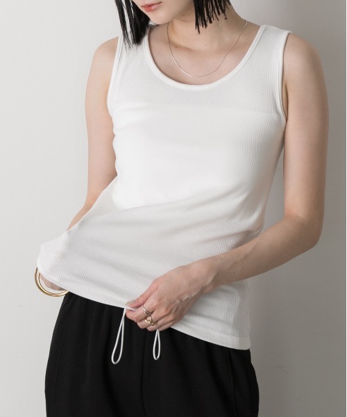 ad thie(アドティエ)の「クルーネック タンクトップ(タンクトップ・レディース・オフホワイト/ブラック・LARGE/MEDIUM)」の8枚目の写真