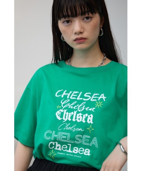 AZUL by moussy（アズールバイマウジー）の「リピートロゴＴシャツ（Tシャツ/カットソー・レディース・オフホワイト/ライトグリーン/チャコールグレー/ブラック・MEDIUM/SMALL）」の14枚目の写真