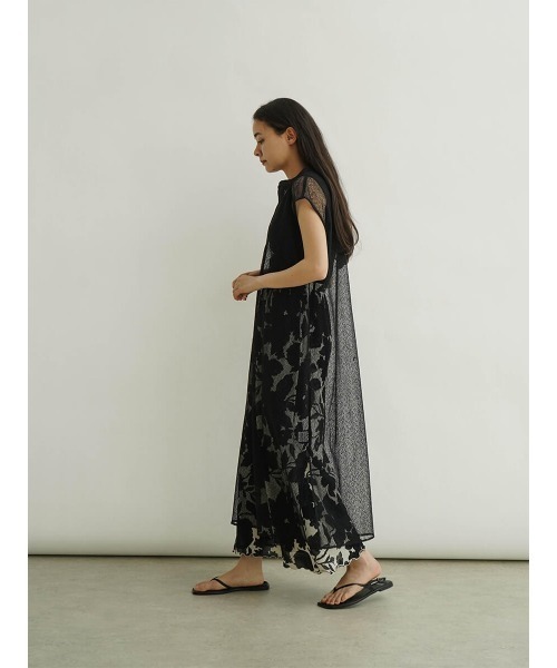 FIKA.（フィーカ）の「Sheer sleeveless skipper dress（ワンピース・レディース・ライム/ブラック/オフホワイト・MEDIUM）」の10枚目の写真