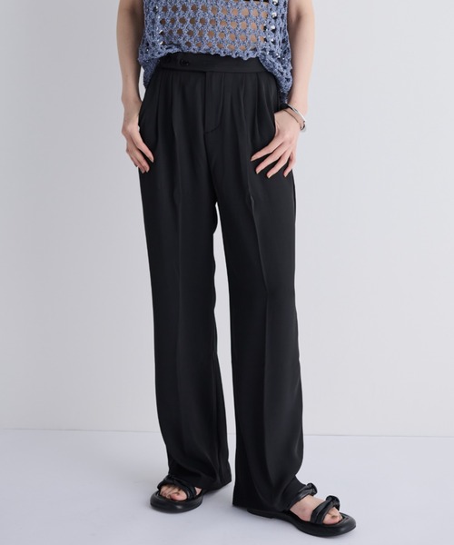 MERLOT(メルロー)の「ツータックワイドスラックス(スラックス・レディース・ブラック/グレー・FREE)」の3枚目の写真