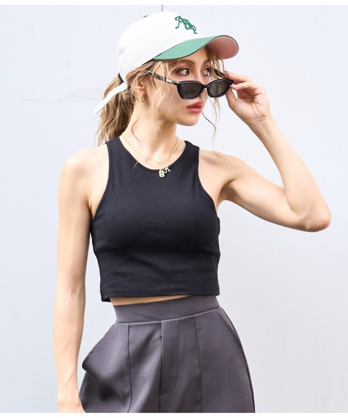 LATINA（ラティーナ）の「カップ付き ショート タンクトップ Uネック（タンクトップ・レディース・レッド/ブラック/オフホワイト・FREE）」の9枚目の写真