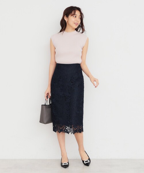 index(インデックス)の「◆フラワーレースタイトスカート【洗濯機洗い可】(スカート・レディース・ネイビー/ピンク系その他/ベージュ系その他4・42/40/38/36/34)」の4枚目の写真