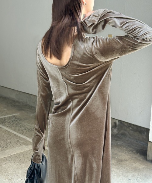 select MOCA（セレクトモカ）の「サイドドレープベロアロング