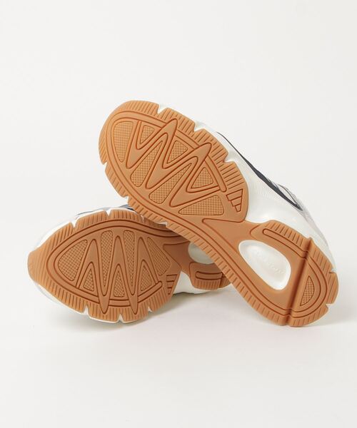 adidas（アディダス）の「アディダス adidas CRAZYCHAOS 2000 M（スニーカー・メンズ・ホワイト×ブルー・25.0cm/25.5cm/26.0cm/26.5cm/27.0cm/27.5cm/28.0cm）」の2枚目の写真