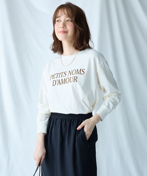 ANY(エニィ)の「【洗濯機可】フロッキーロゴロングTシャツ(Tシャツ/カットソー・レディース・グレー系/ホワイト系/ホワイト系1・F)」の17枚目の写真