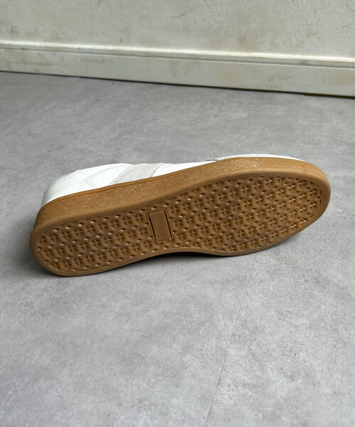 Thevon（ゼボン）の「ジャーマントレーナー（スニーカー・レディース・オフホワイト/ブラック・M/L）」の10枚目の写真