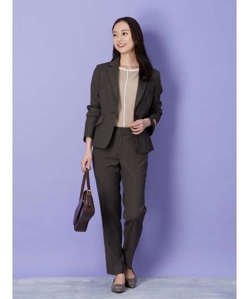 Perfect Suit FActory(パーフェクトスーツファクトリー)の「ジョーゼット 配色パイピングブラウス ベージュ/ブラック/オフホワイト(シャツ/ブラウス・レディース・オフホワイト/ブラック/ベージュ・M/S/L)」の5枚目の写真