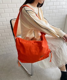 サイドギャザーショルダーバッグ