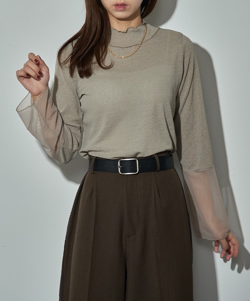 MAISON BREEZE reveur(メゾンブリーズレヴール)の「【MAISON BREEZE reveur】high neck sheer tops ハイネックシアートップス(Tシャツ/カットソー・レディース・グレイッシュベージュ/ブラック/ホワイト/レッド・FREE)」の10枚目の写真