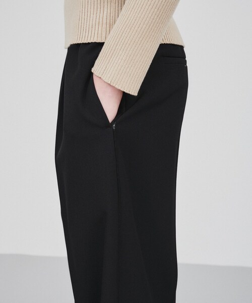 cloenc（クロエンス）の「◆【セットアップ／マシンウォッシュ】サイドラインタックワイドパンツ（その他パンツ・レディース・グレー系その他3/ナチュラル/ブラック・01/02/03）」の12枚目の写真