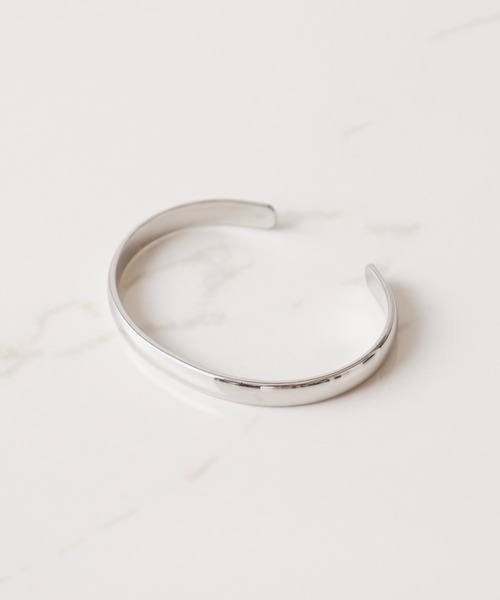 PAPILLONNER（パピヨネ）の「ステンレスプレーンブレスレット（ブレスレット・レディース・シルバー/ゴールド・FREE）」の8枚目の写真