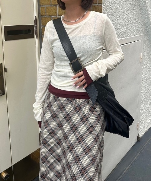 nemne store（ネンネストア）の「【keel】配色シアートップス（Tシャツ/カットソー・レディース・グレー/アイボリー・SMALL/MEDIUM）」の2枚目の写真