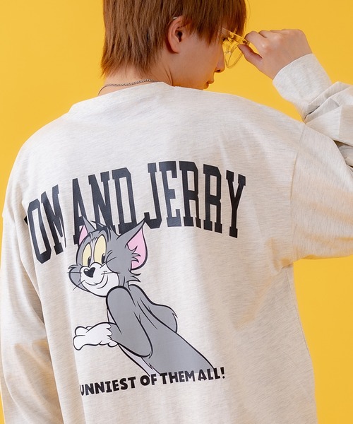 Tom&Jerry(トムアンドジェリー)の「【TOM&JERRY】プリント オーバーサイズ 長袖Tシャツ(Tシャツ/カットソー・メンズ・ホワイト系/ホワイト系1/ホワイト系2/杢グレー/パープル系/ブラック系2/ブラック系/オレンジ系1/ホワイト/グリーン/グレー系1/ベージュ系2/チャコールグレー/ホワイト系3/ホワイト系4/ホワイト系5/ホワイト系6/ブラック系4/ブラック系6/ライトグレー系5/グレー系3/グレー系6/ベージュ系/ネイビー系3/ネイビー系5/ブルー系4・MEDIUM/LARGE/X-LARGE)」の9枚目の写真