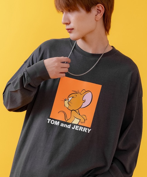 Tom&Jerry(トムアンドジェリー)の「【TOM&JERRY】プリント オーバーサイズ 長袖Tシャツ(Tシャツ/カットソー・メンズ・ホワイト系/ホワイト系1/ホワイト系2/杢グレー/パープル系/ブラック系2/ブラック系/オレンジ系1/ホワイト/グリーン/グレー系1/ベージュ系2/チャコールグレー/ホワイト系3/ホワイト系4/ホワイト系5/ホワイト系6/ブラック系4/ブラック系6/ライトグレー系5/グレー系3/グレー系6/ベージュ系/ネイビー系3/ネイビー系5/ブルー系4・MEDIUM/LARGE/X-LARGE)」の16枚目の写真