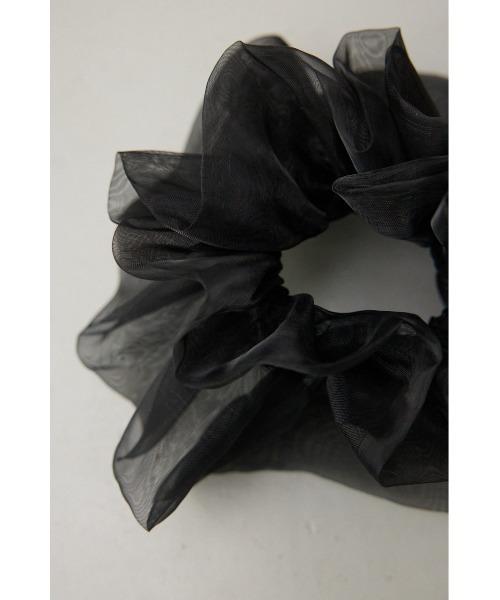 AZUL by moussy（アズールバイマウジー）の「シアードローストリングシュシュ（シュシュ・レディース・ブラック/グレー・FREE）」の9枚目の写真