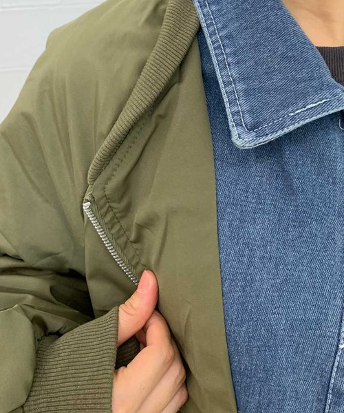 CRB（シーアールビー）の「デニムレイヤード切替ブルゾン（ブルゾン・レディース・カーキ/ブラック・F）」の10枚目の写真