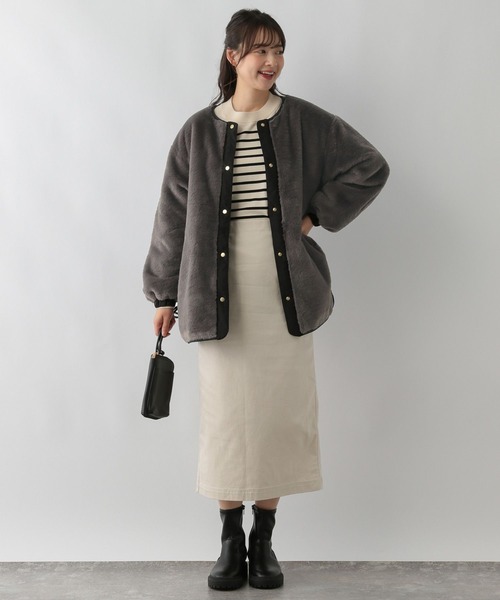 GLOBAL WORK Smile Seed Store（グローバルワーク スマイルシードストア）の「リバーシブルファーブルゾン/137938（ブルゾン・レディース・グレイッシュベージュ/ブラック・X-LARGE/MEDIUM/SMALL/LARGE）」の4枚目の写真