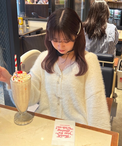 apres jour（アプレジュール）の「リボンシャギーロングカーディガン【ZOZOTOWN限定アイテム】（カーディガン/ボレロ・レディース・ボルドー/ピンク/オフホワイト/ブラック/ライトブルー・X-LARGE/フリー）」の12枚目の写真