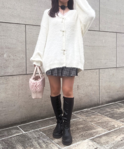 apres jour（アプレジュール）の「リボンシャギーロングカーディガン【ZOZOTOWN限定アイテム】（カーディガン/ボレロ・レディース・ボルドー/ピンク/オフホワイト/ブラック/ライトブルー・X-LARGE/フリー）」の8枚目の写真