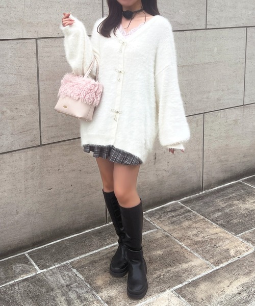 apres jour（アプレジュール）の「リボンシャギーロングカーディガン【ZOZOTOWN限定アイテム】（カーディガン/ボレロ・レディース・ボルドー/ピンク/オフホワイト/ブラック/ライトブルー・X-LARGE/フリー）」の9枚目の写真