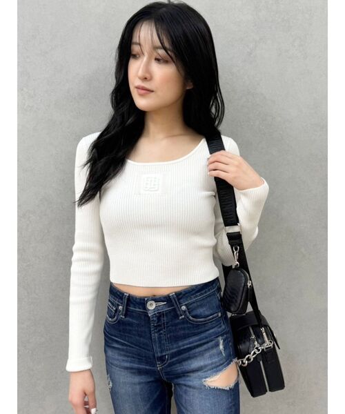 GYDA（ジェイダ）の「GYGYエンボスニットトップス（ニット/セーター・レディース・オフホワイト/ブラック/スカイブルー・FREE）」の6枚目の写真