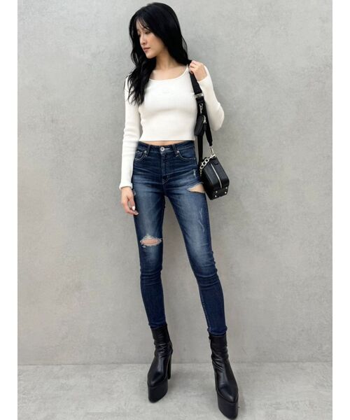 GYDA（ジェイダ）の「GYGYエンボスニットトップス（ニット/セーター・レディース・オフホワイト/ブラック/スカイブルー・FREE）」の9枚目の写真