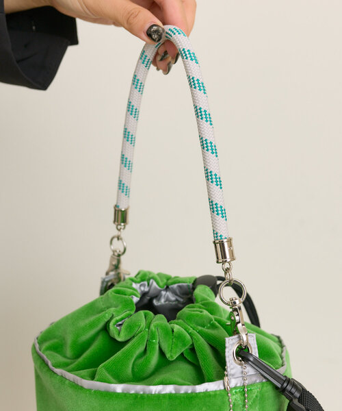 ear PAPILLONNER（イアパピヨネ）の「【プリングルズ×ear】《2way》コラボバケツショルダーバッグ（ショルダーバッグ・レディース・グリーン/レッド/イエロー・FREE）」の6枚目の写真