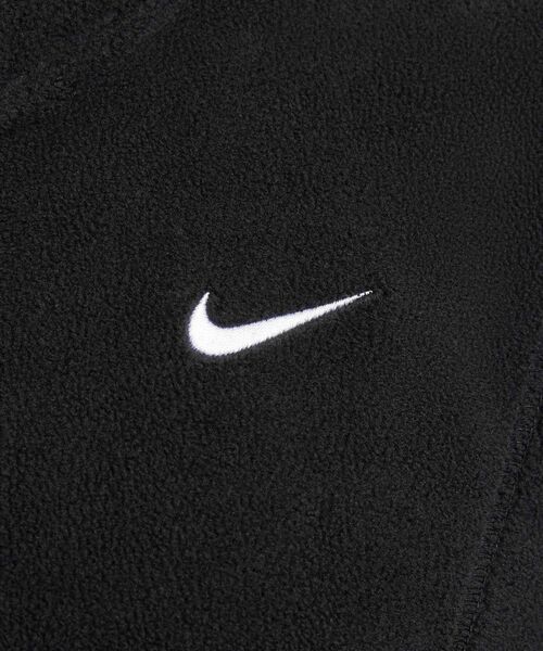 NIKE(ナイキ)の「ナイキ ワン ウィメンズ Therma-FIT オーバーサイズド 1/2ジップ フリース トップ / Nike One Women's Therma-FIT Oversized 1/2-Zip Fleece Top FV7956-010 Black(スウェット・レディース・ブラック・S/M/L/XL/XS)」の4枚目の写真