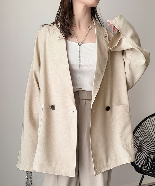 classicalelf（クラシカルエルフ）の「さらりと羽織る、大人の余裕。麻調シアー素材ドルマンスリーブオーバーサイズダブルテーラードジャケット（長袖）（テーラードジャケット・レディース・ベージュ/チャコール/ブラック・LARGE/MEDIUM/SMALL/X-LARGE）」の9枚目の写真