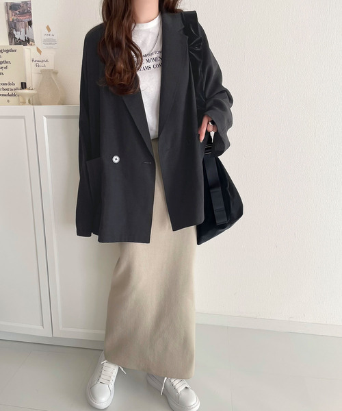 classicalelf（クラシカルエルフ）の「さらりと羽織る、大人の余裕。麻調シアー素材ドルマンスリーブオーバーサイズダブルテーラードジャケット（長袖）（テーラードジャケット・レディース・ベージュ/チャコール/ブラック・LARGE/MEDIUM/SMALL/X-LARGE）」の22枚目の写真