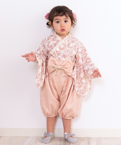 SweetMommy（スウィートマミー）の「3WAY ダブルガーゼ　2ピース袴ロンパース タッセルクリップ付き [ひな祭り] ［トワルドジュイ/ミモザ柄］ [誕生日 記念日 お食い初め お宮参り]（着物・キッズ・ピンク/ベージュ/ネイビー/ピンク系1・80/90/50-70）」の3枚目の写真
