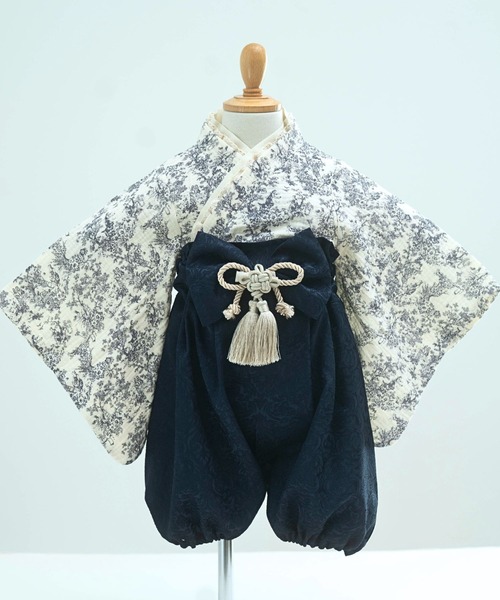 SweetMommy（スウィートマミー）の「3WAY ダブルガーゼ　2ピース袴ロンパース タッセルクリップ付き [ひな祭り] ［トワルドジュイ/ミモザ柄］ [誕生日 記念日 お食い初め お宮参り]（着物・キッズ・ピンク/ベージュ/ネイビー/ピンク系1・80/90/50-70）」の14枚目の写真