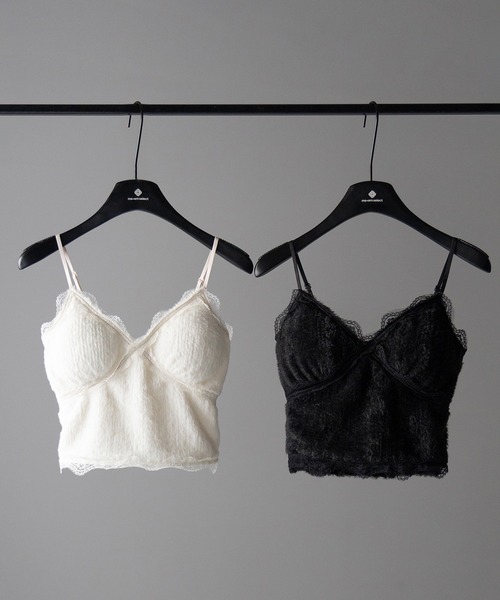 me+em select(ミームセレクト)の「【 カップ付き 】シャギーファーショートビスチェキャミソール / shaggy fur short bustier camisole(キャミソール・レディース・ブラック/アイボリー・FREE)」の11枚目の写真